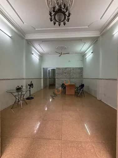 Cho thuê văn phòng Đường Ca Văn Thỉnh Quận Tân Bình, TP.HCM – giá 12 triệu Cho thuê văn phòng Đường Ca Văn Thỉnh Quận Tân Bình, TP.HCM – giá 12 triệu