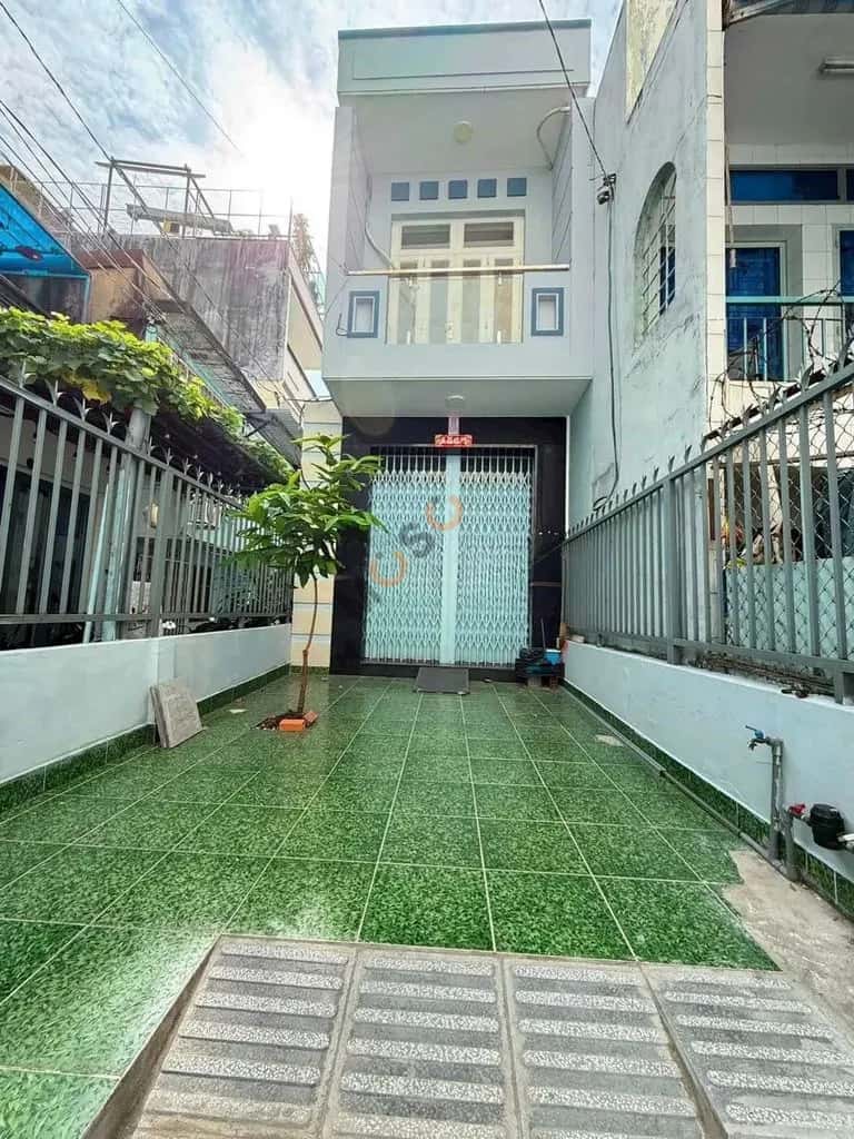 Cho thuê nhà hẻm Nguyễn Văn Luông Quận 6, TP.HCM – 2 phòng ngủ, giá 11 triệu