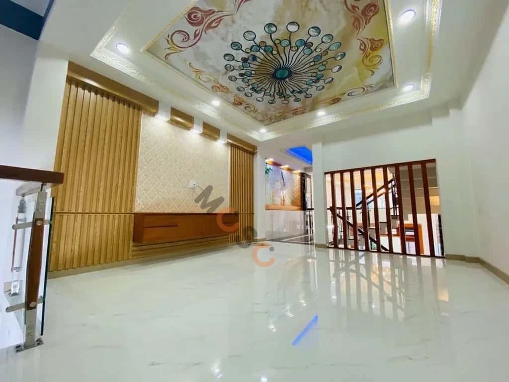 Cho thuê nhà hẻm Đường Phạm Văn Bạch Quận Tân Bình, TP.HCM – 5 phòng ngủ, giá 15 triệu — Hình 2