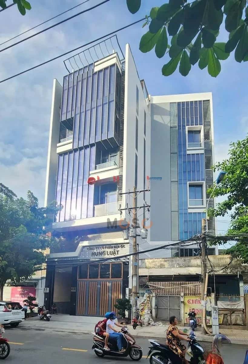 Cho thuê văn phòng Đường Huỳnh Văn Chính Tân Phú, TP.HCM – 6 phòng ngủ, giá 350 triệu