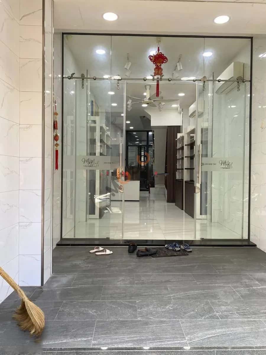 Cho thuê nhà mặt tiền Bùi Thị Xuân Tân Bình, TP.HCM – 4 phòng ngủ, giá 30 triệu — Hình 2