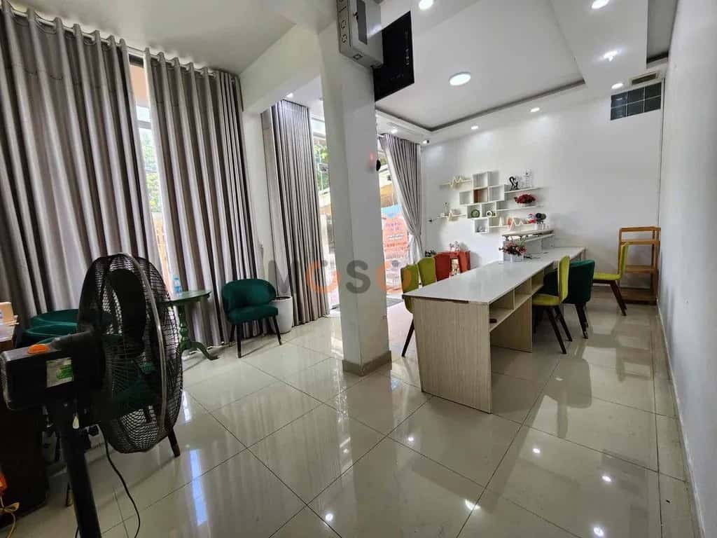 Cho thuê nhà mặt tiền Nguyễn Thị Minh Khai Thành phố Thủ Dầu Một, Bình Dương – 5 phòng ngủ, giá 18 triệu Cho thuê nhà mặt tiền Nguyễn Thị Minh Khai Thành phố Thủ Dầu Một, Bình Dương – 5 phòng ngủ, giá 18 triệu