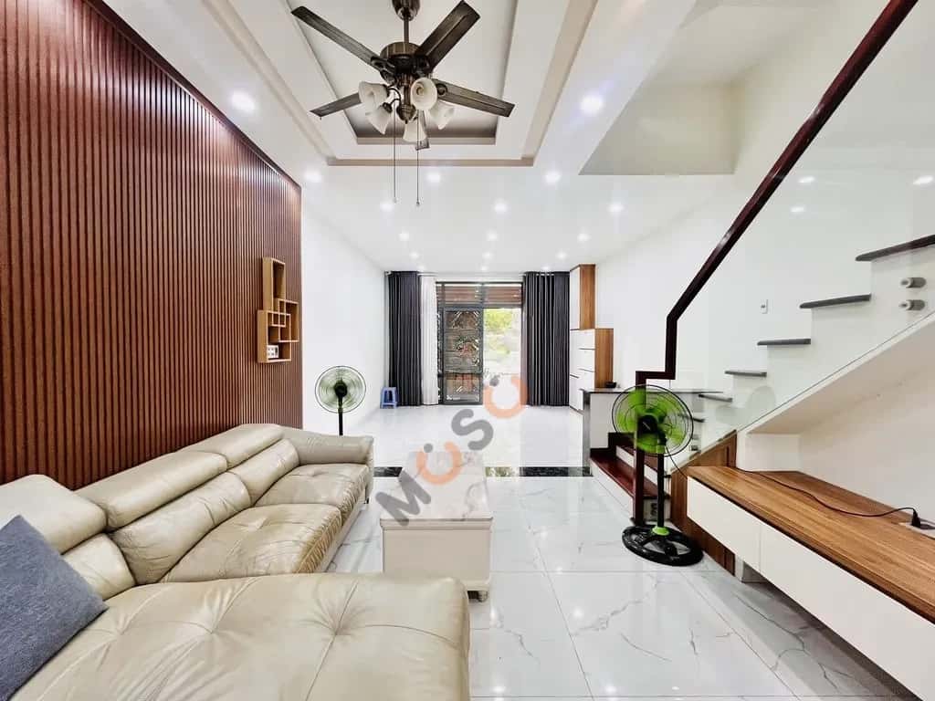 Cho thuê nhà hẻm Nha Trang, Khánh Hòa – 3 phòng ngủ, giá 18 triệu — Hình 2