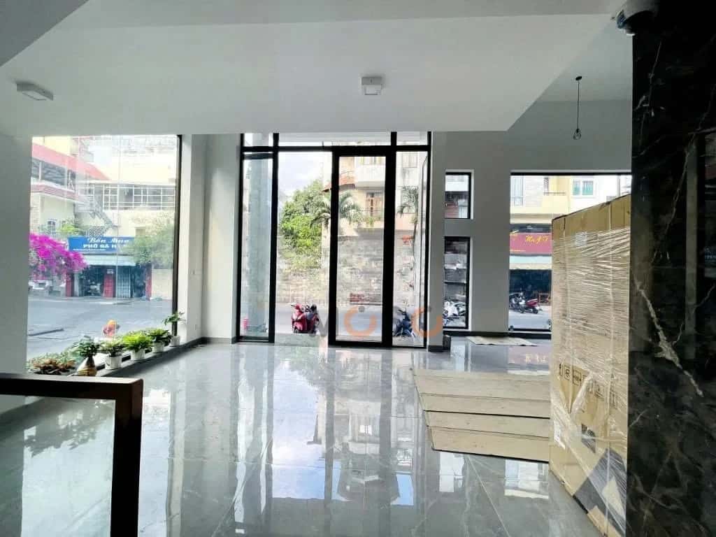 Bán nhà mặt tiền Vườn Chuối Quận 3, TP.HCM – 5 phòng ngủ, giá 90 tỷ — Hình 3