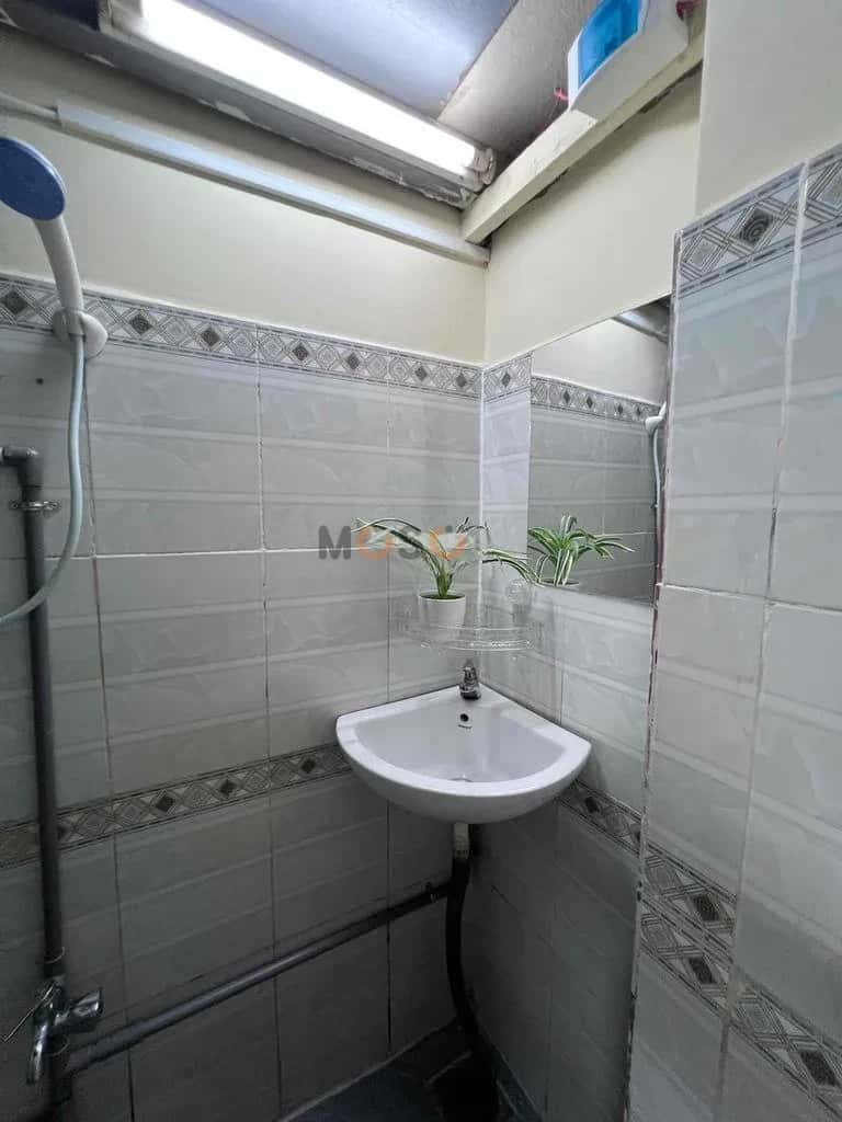 Cho thuê phòng trọ Đường Huỳnh Văn Bánh Quận Phú Nhuận, TP.HCM – 1 phòng ngủ, giá 3.8 triệu