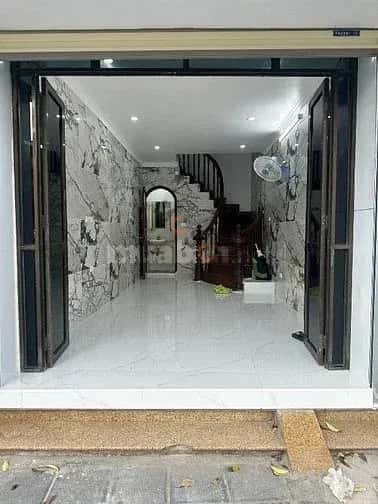 Cho thuê nhà mặt tiền Trần Khát Chân Hai Bà Trưng, Hà Nội – 1 phòng ngủ, giá 18.5 triệu — Hình 3