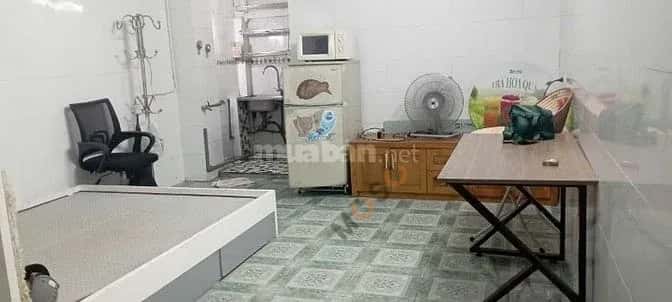 Cho thuê nhà hẻm Lò Đúc Hai Bà Trưng, Hà Nội – 2 phòng ngủ, giá 5.5 triệu Cho thuê nhà hẻm Lò Đúc Hai Bà Trưng, Hà Nội – 2 phòng ngủ, giá 5.5 triệu
