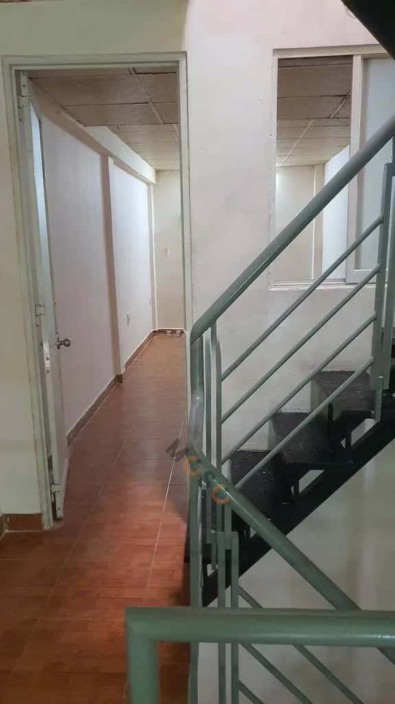 Cho thuê nhà hẻm lạc long quân Quận Tân Bình, TP.HCM – 3 phòng ngủ, giá 9 triệu — Hình 3 Cho thuê nhà hẻm lạc long quân Quận Tân Bình, TP.HCM – 3 phòng ngủ, giá 9 triệu — Hình 3