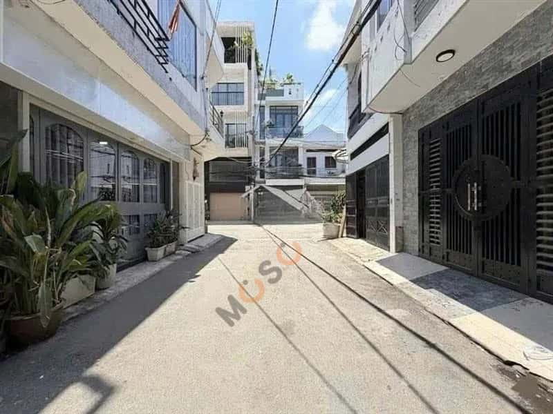 Cho thuê nhà hẻm Phan Văn Trị Quận Bình Thạnh, TP.HCM – 5 phòng ngủ, giá 26 triệu