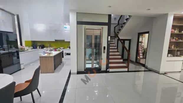 Cho thuê nhà hẻm Ngô Thì Nhậm Hà Đông, Hà Nội – 7 phòng ngủ, giá 40 triệu — Hình 2