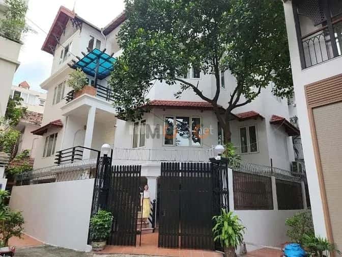 Cho thuê nhà hẻm Quảng An Quận Tây Hồ, Hà Nội – giá 80 triệu Cho thuê nhà hẻm Quảng An Quận Tây Hồ, Hà Nội – giá 80 triệu