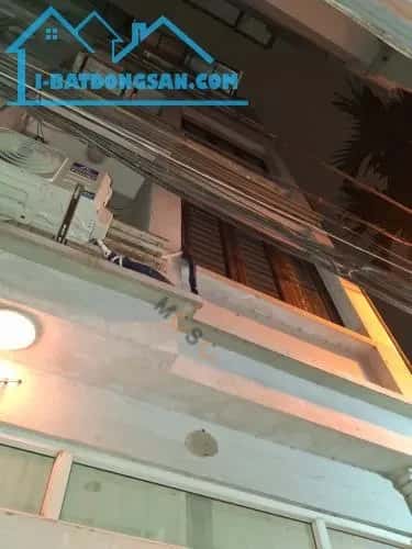 Cho thuê nhà hẻm Đường Hoàng Mai Quận Hoàng Mai, Hà Nội – 5 phòng ngủ, giá 12 triệu — Hình 3 Cho thuê nhà hẻm Đường Hoàng Mai Quận Hoàng Mai, Hà Nội – 5 phòng ngủ, giá 12 triệu — Hình 3