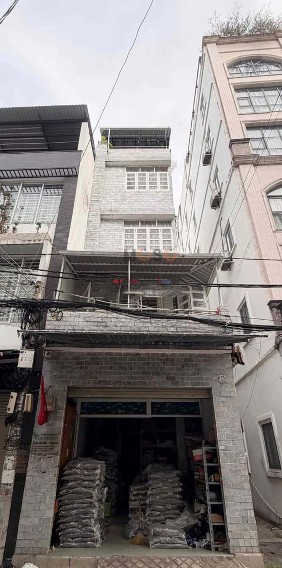 Cho thuê nhà mặt tiền Duy Tân Phú Nhuận, TP.HCM – 3 phòng ngủ, giá 20 triệu Cho thuê nhà mặt tiền Duy Tân Phú Nhuận, TP.HCM – 3 phòng ngủ, giá 20 triệu