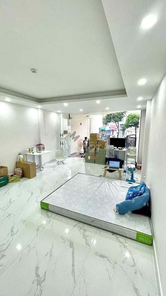 Cho thuê nhà mặt tiền Đào Duy Anh Quận Phú Nhuận, TP.HCM – giá 12 triệu — Hình 2