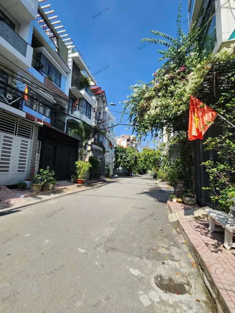 Cho thuê nhà hẻm Số 11 Thủ Đức, TP. Thủ Đức – 4 phòng ngủ, giá 16.5 triệu — Hình 2
