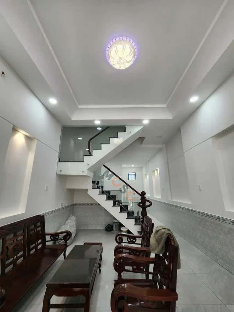 Cho thuê nhà hẻm Số 11 Thủ Đức, TP. Thủ Đức – 4 phòng ngủ, giá 16.5 triệu — Hình 3