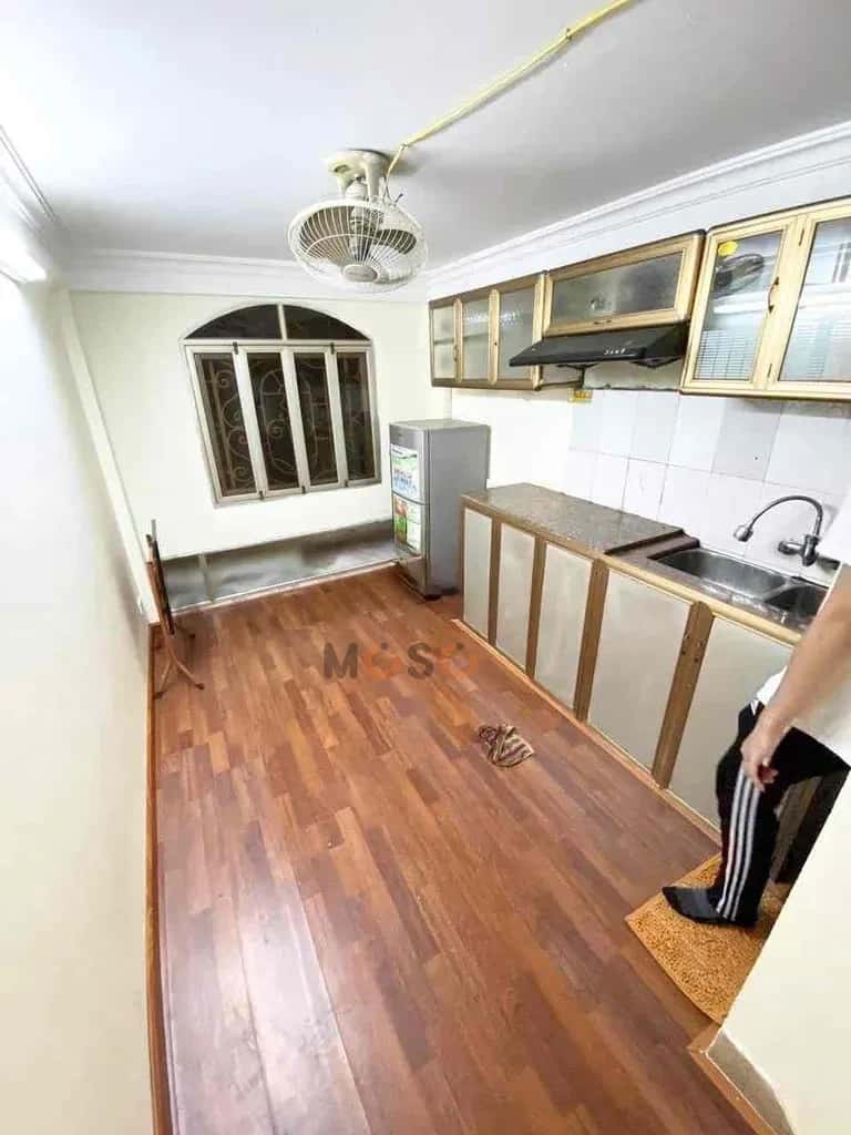 Cho thuê nhà hẻm Bạch Đằng Hoàn Kiếm, Hà Nội – 2 phòng ngủ, giá 7 triệu — Hình 3