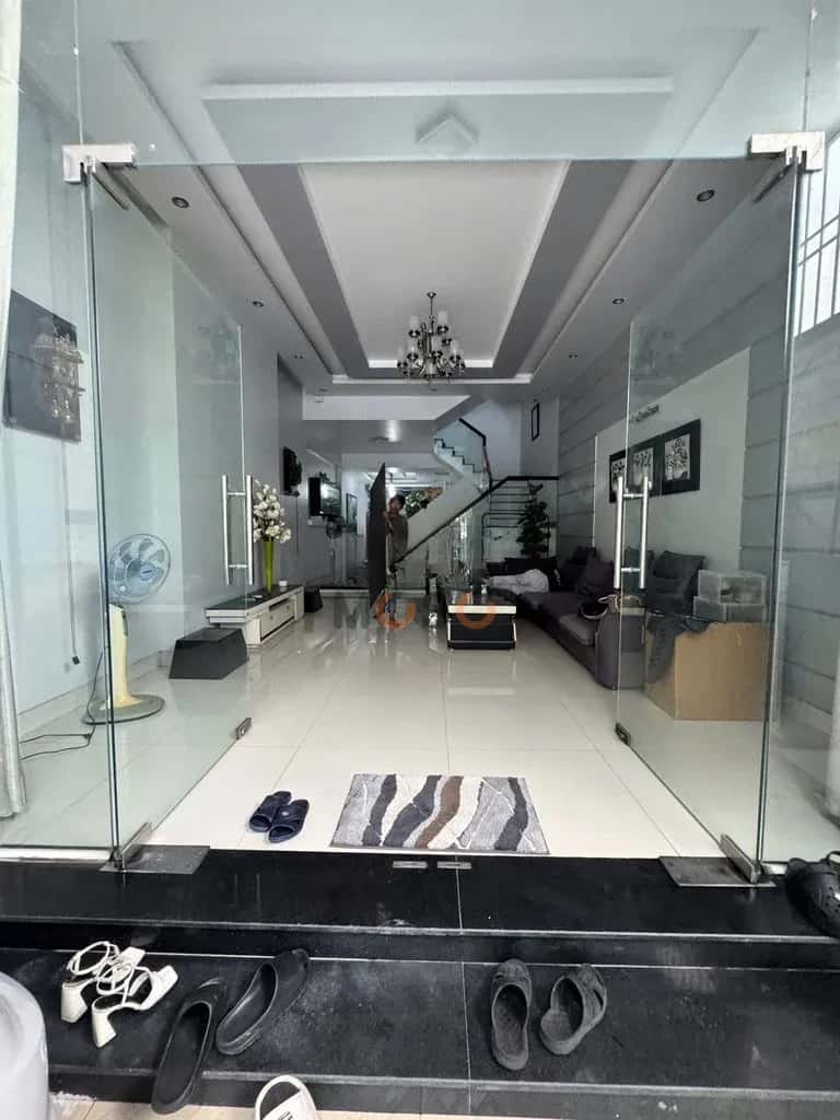 Cho thuê nhà hẻm Quận 9 cũ, TP. Thủ Đức – 3 phòng ngủ, giá 15 triệu
