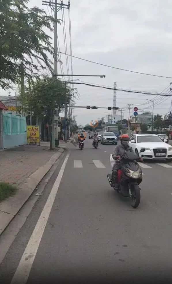 Bán nhà mặt tiền Đặng Thúc Vịnh Huyện Hóc Môn, TP.HCM – 2 phòng ngủ, giá 23 tỷ — Hình 3