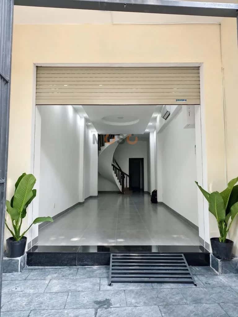 Cho thuê nhà mặt tiền Rạch Bùng Binh Quận 3, TP.HCM – 5 phòng ngủ, giá 37 triệu Cho thuê nhà mặt tiền Rạch Bùng Binh Quận 3, TP.HCM – 5 phòng ngủ, giá 37 triệu