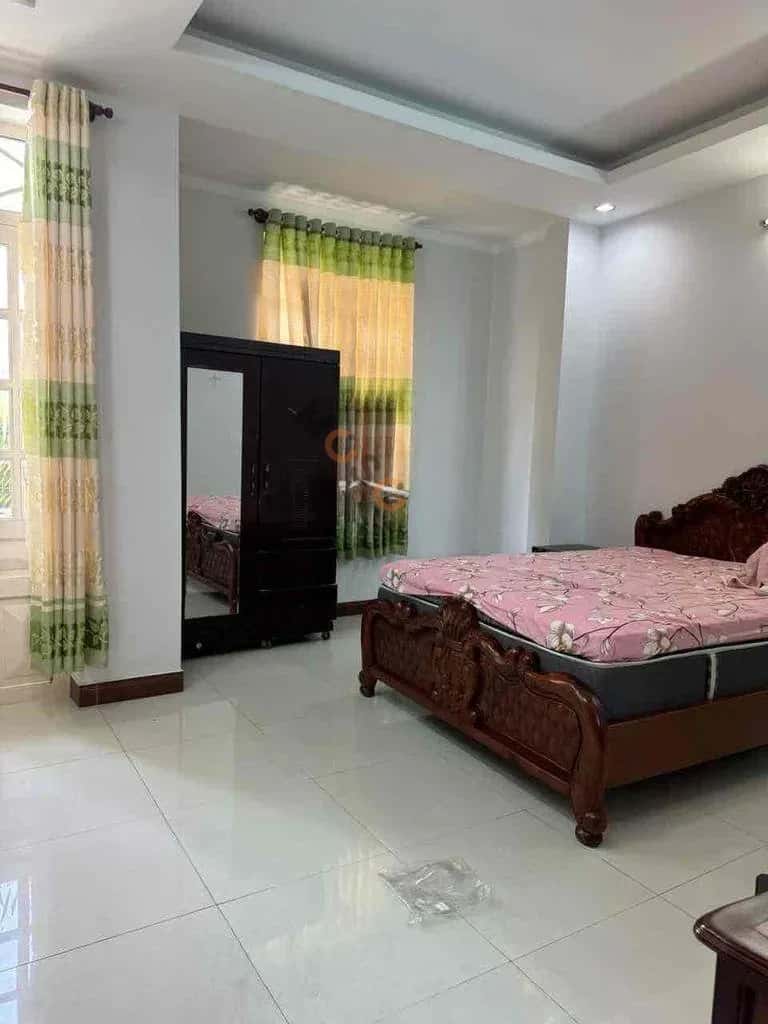 Cho thuê nhà hẻm Song Hành Quận 12, TP.HCM – 4 phòng ngủ, giá 10 triệu — Hình 3 Cho thuê nhà hẻm Song Hành Quận 12, TP.HCM – 4 phòng ngủ, giá 10 triệu — Hình 3