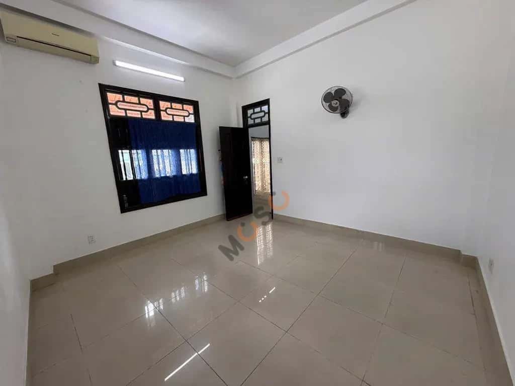 Cho thuê nhà hẻm Đường Huỳnh Tấn Phát Huyện Nhà Bè, TP.HCM – 4 phòng ngủ, giá 10 triệu — Hình 3 Cho thuê nhà hẻm Đường Huỳnh Tấn Phát Huyện Nhà Bè, TP.HCM – 4 phòng ngủ, giá 10 triệu — Hình 3