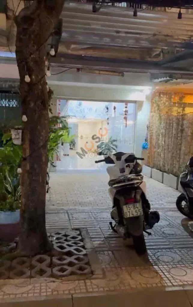 Cho thuê nhà mặt tiền Nguyễn Giàn Thanh Quận 10, TP.HCM – 2 phòng ngủ, giá 22 triệu