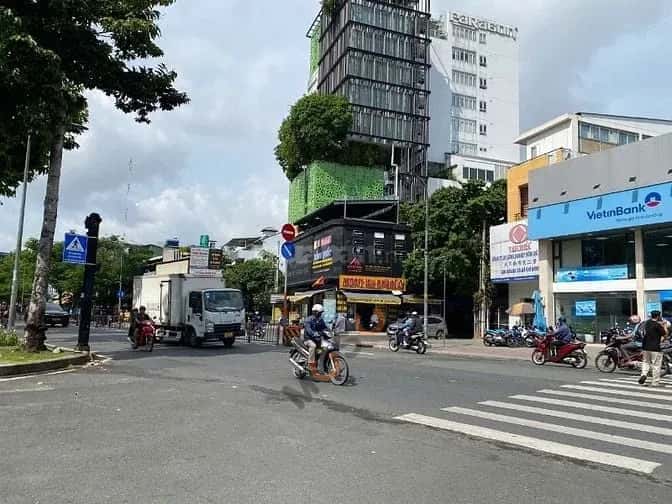 Cho thuê nhà mặt tiền Đường Cửu Long Quận 10, TP.HCM – giá 30 triệu — Hình 3 Cho thuê nhà mặt tiền Đường Cửu Long Quận 10, TP.HCM – giá 30 triệu — Hình 3