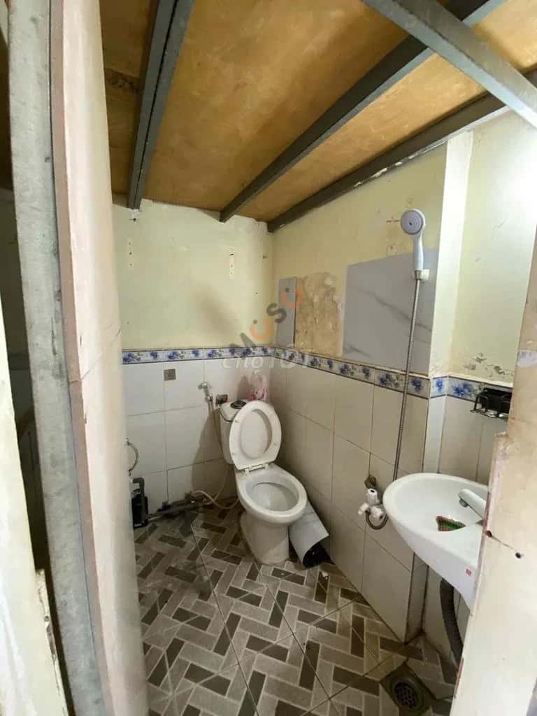 Cho thuê nhà mặt tiền Luỹ Bán Bích Quận Tân Phú, TP.HCM – giá 4 triệu — Hình 3