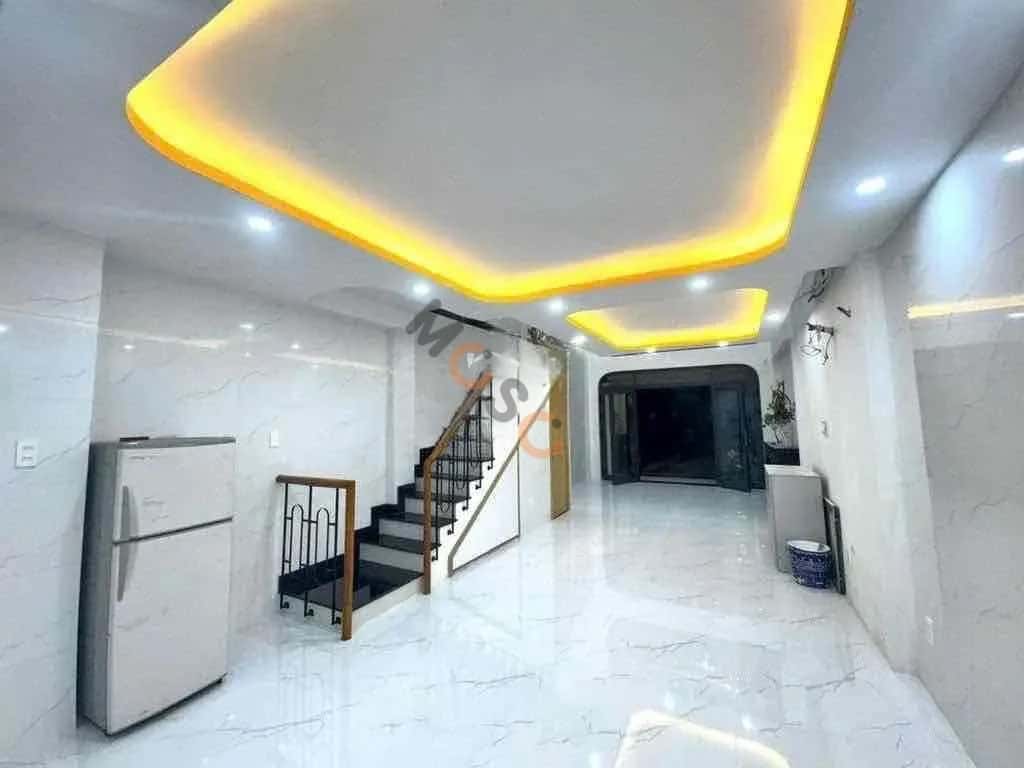 Cho thuê nhà hẻm Nguyễn Văn Lượng Gò Vấp, TP.HCM – 4 phòng ngủ, giá 22 triệu — Hình 2 Cho thuê nhà hẻm Nguyễn Văn Lượng Gò Vấp, TP.HCM – 4 phòng ngủ, giá 22 triệu — Hình 2