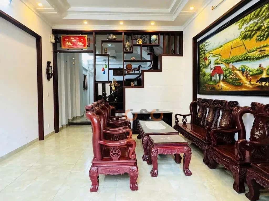 Cho thuê nhà mặt tiền Đường Dương Quảng Hàm Quận Gò Vấp, TP.HCM – 4 phòng ngủ, giá 15 triệu — Hình 2