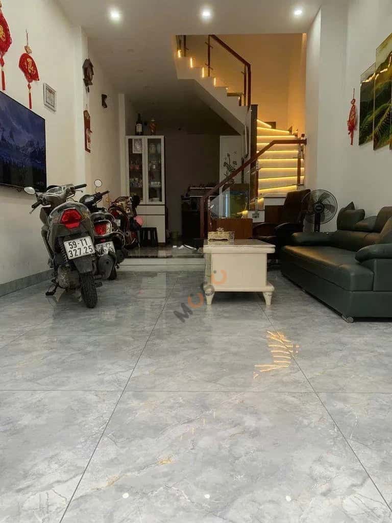 Cho thuê nhà hẻm Đường Lữ Gia Quận 11, TP.HCM – 4 phòng ngủ, giá 20 triệu — Hình 2 Cho thuê nhà hẻm Đường Lữ Gia Quận 11, TP.HCM – 4 phòng ngủ, giá 20 triệu — Hình 2
