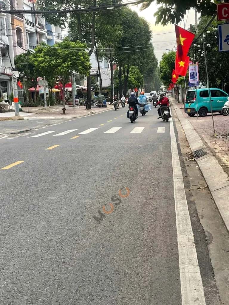 Cho thuê văn phòng N2 Dĩ An, Bình Dương – giá 35 triệu — Hình 2 Cho thuê văn phòng N2 Dĩ An, Bình Dương – giá 35 triệu — Hình 2