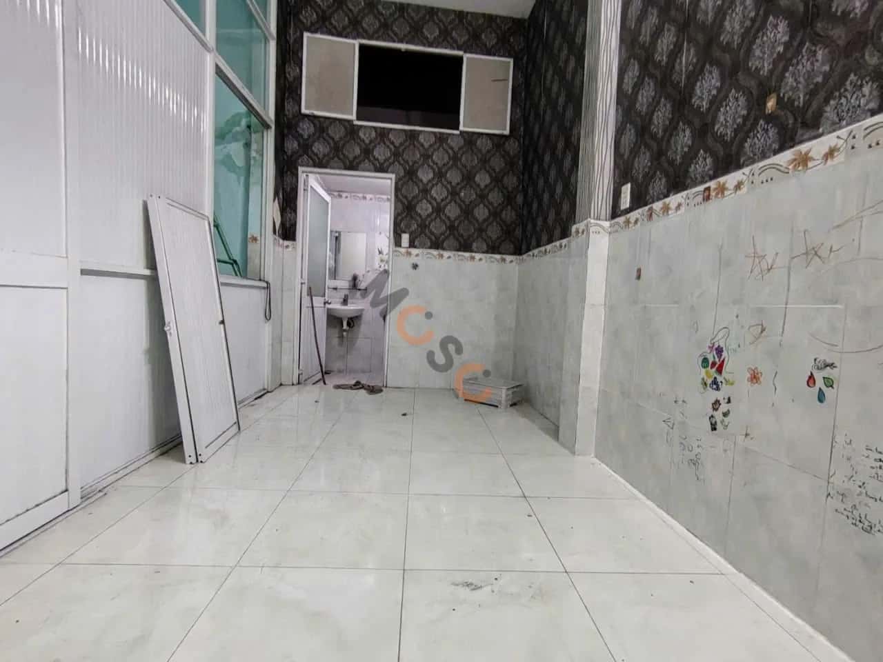 Bán nhà hẻm Lạc Long Quân Quận Tân Bình, TP.HCM – 2 phòng ngủ, giá 6.2 tỷ - ảnh 4