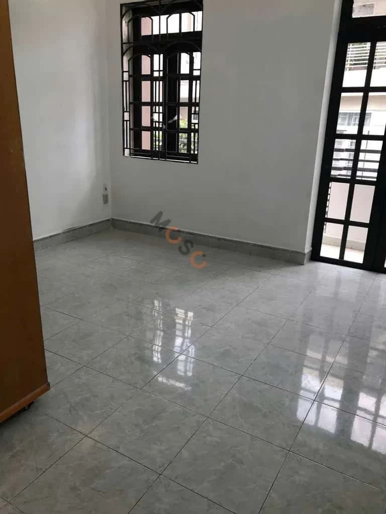 Cho thuê nhà hẻm Xóm Chiếu Quận 4, TP.HCM – 4 phòng ngủ, giá 20 triệu — Hình 3 Cho thuê nhà hẻm Xóm Chiếu Quận 4, TP.HCM – 4 phòng ngủ, giá 20 triệu — Hình 3