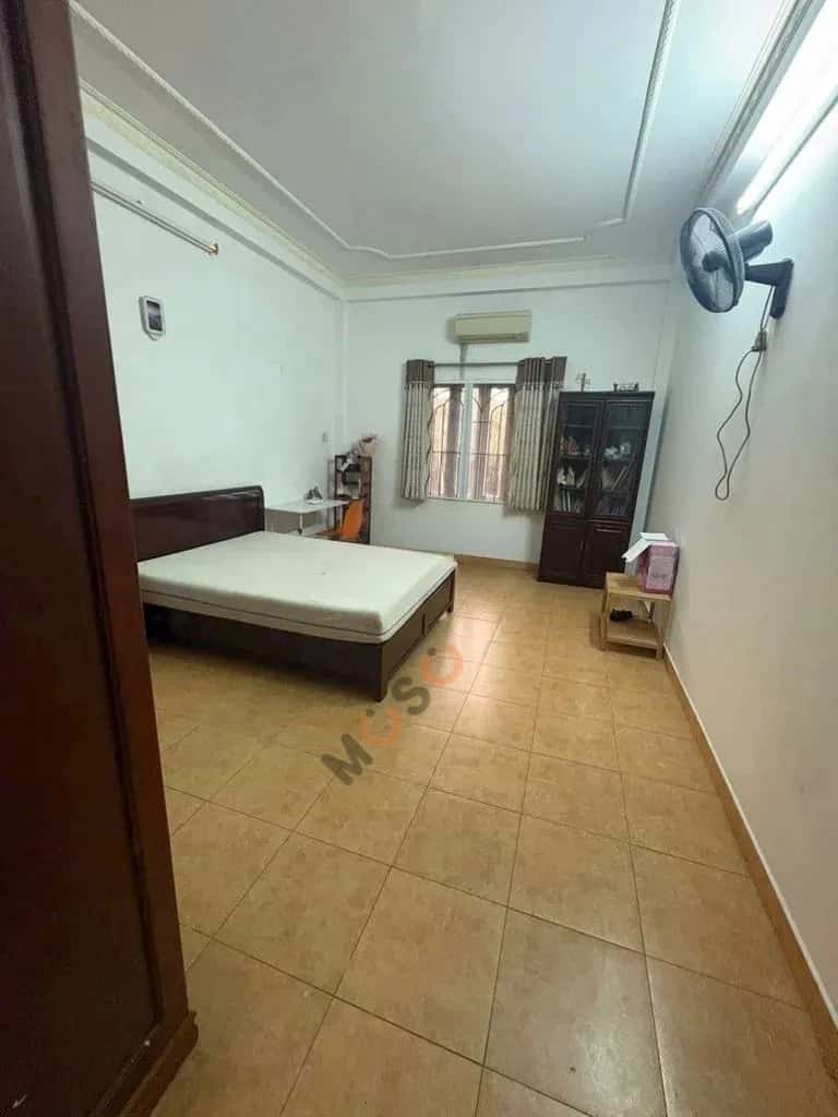 Cho thuê nhà mặt tiền Quận 6, TP.HCM – 4 phòng ngủ, giá 18 triệu — Hình 2