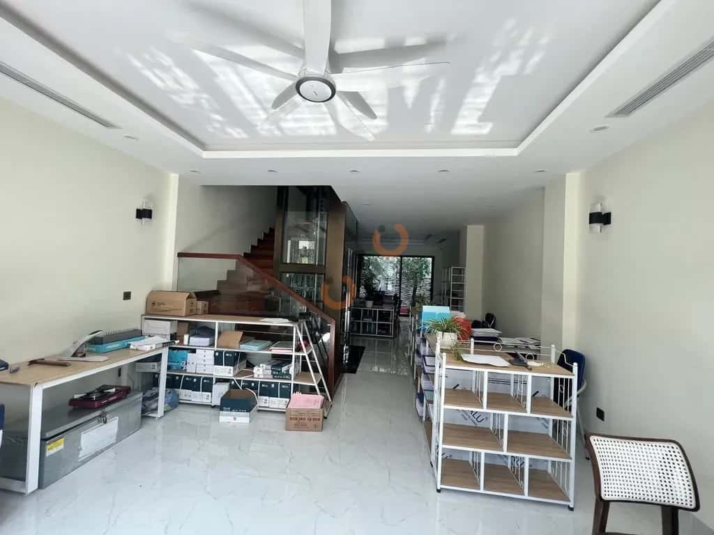 Cho thuê nhà hẻm Huyện Thanh Trì, Hà Nội – 4 phòng ngủ, giá 22 triệu Cho thuê nhà hẻm Huyện Thanh Trì, Hà Nội – 4 phòng ngủ, giá 22 triệu
