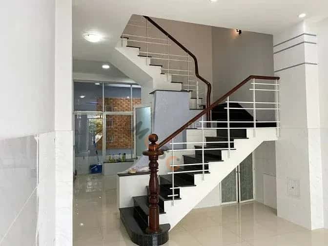 Cho thuê nhà mặt tiền Nguyễn Thượng Hiền Quận Bình Thạnh, TP.HCM – 3 phòng ngủ, giá 18 triệu — Hình 3