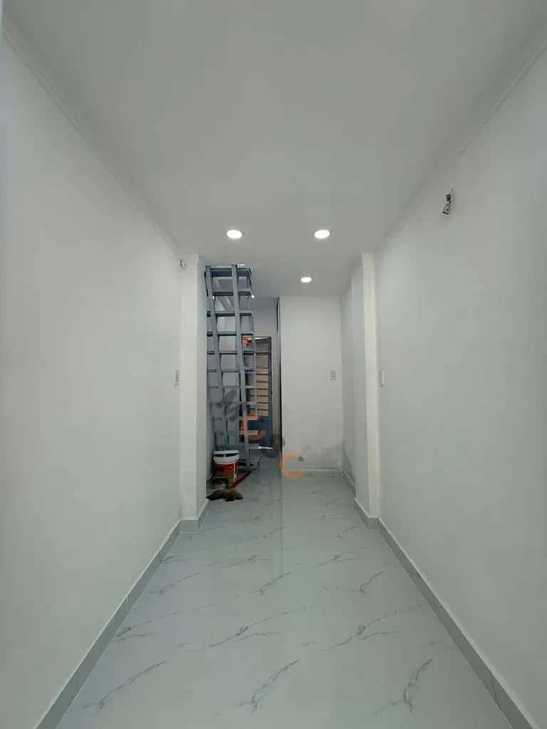 Cho thuê nhà hẻm Bùi Thế Mỹ Quận Tân Bình, TP.HCM – 3 phòng ngủ, giá 5.5 triệu — Hình 3