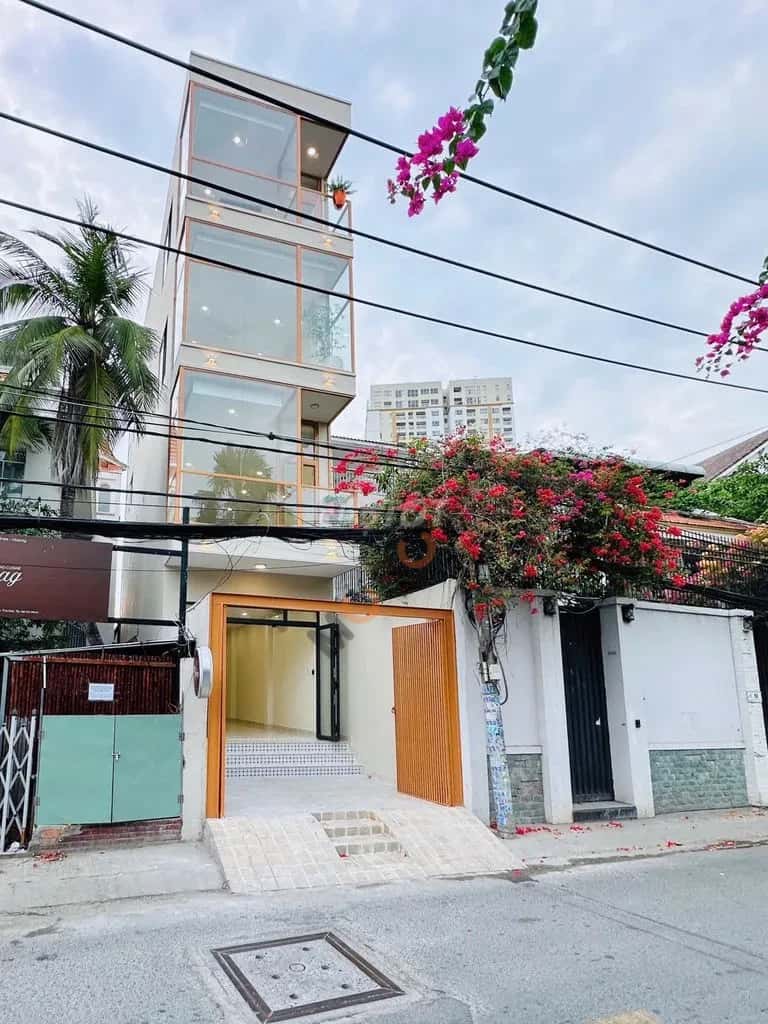 Cho thuê nhà mặt tiền Đường Số 65 Quận 2 cũ, TP. Thủ Đức – 4 phòng ngủ, giá 50 triệu