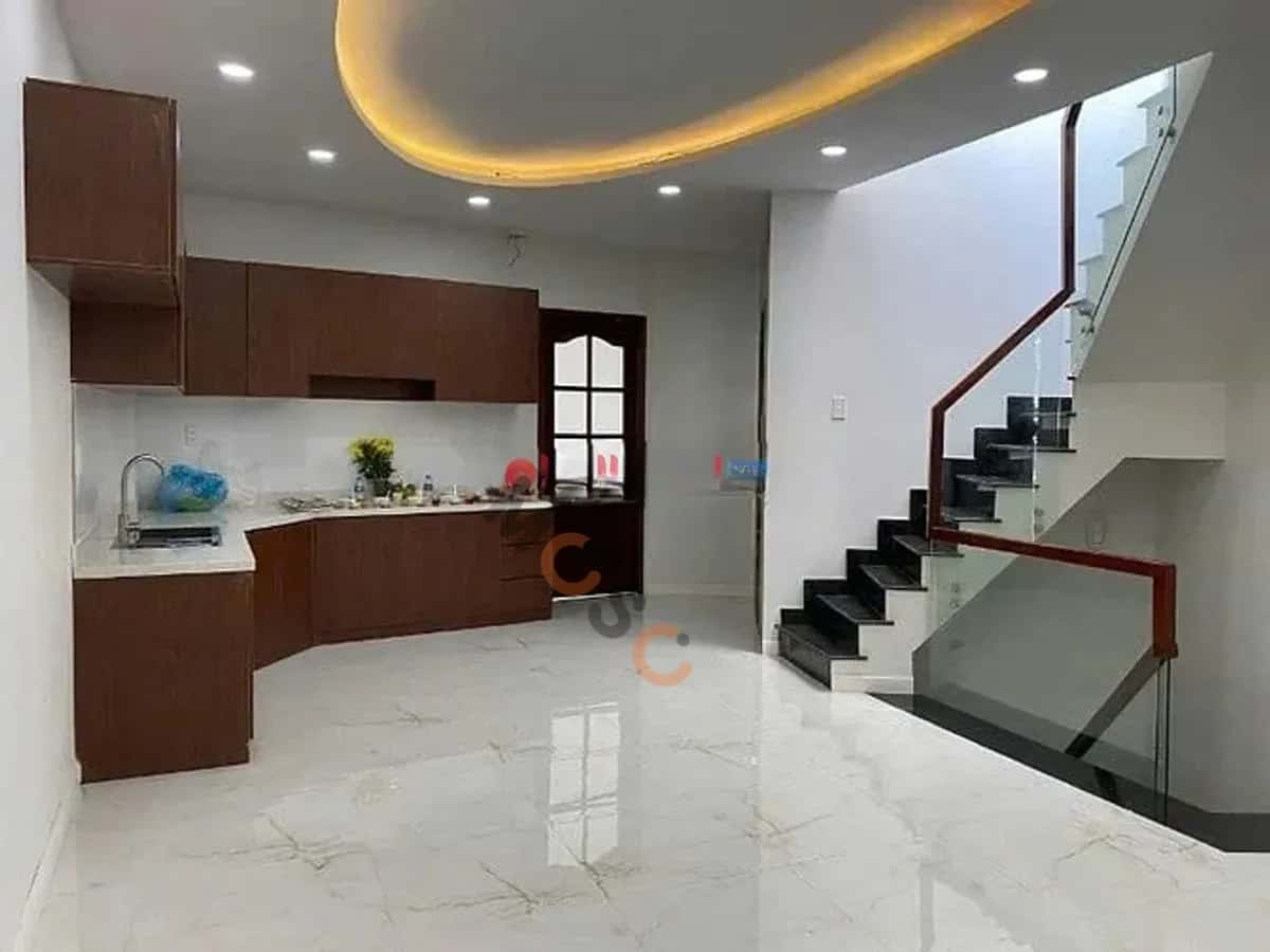 Cho thuê nhà mặt tiền Ngô Gia Tự Quận 10, TP.HCM – giá 90 triệu