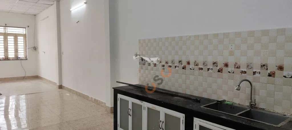 Cho thuê nhà hẻm Nguyễn Quý Yêm Quận Bình Tân, TP.HCM – 2 phòng ngủ, giá 12 triệu — Hình 2