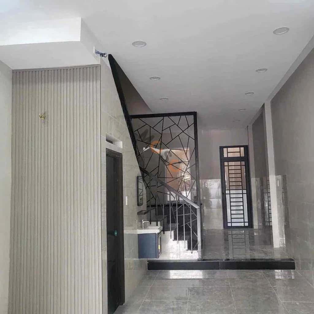 Cho thuê nhà hẻm Liên khu 5-6 Bình Tân, TP.HCM – 2 phòng ngủ, giá 8 triệu — Hình 2
