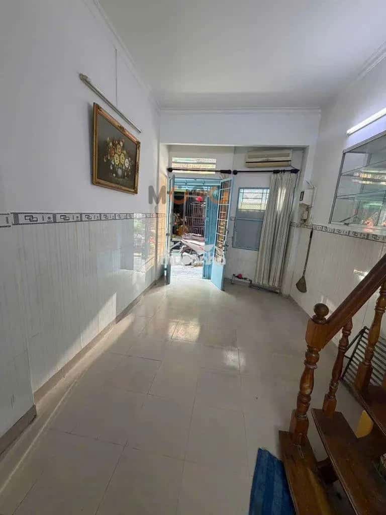 Cho thuê nhà hẻm Thích Quảng Đức Quận Phú Nhuận, TP.HCM – 1 phòng ngủ, giá 8 triệu