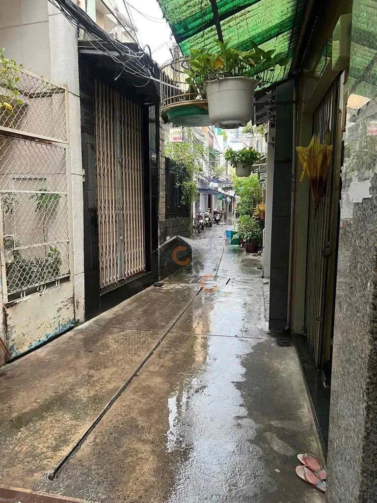 Cho thuê nhà hẻm Đường Trần Hưng Ðạo Quận 1, TP.HCM – 1 phòng ngủ, giá 9.5 triệu — Hình 2 Cho thuê nhà hẻm Đường Trần Hưng Ðạo Quận 1, TP.HCM – 1 phòng ngủ, giá 9.5 triệu — Hình 2