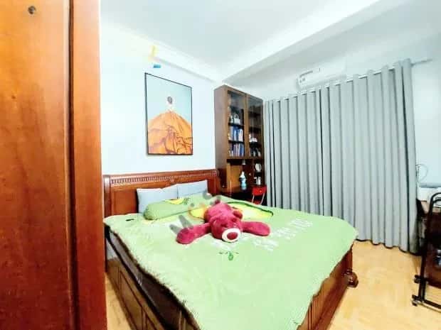 Cho thuê nhà hẻm Chùa Bộc Đống Đa, Hà Nội – 4 phòng ngủ, giá 15 triệu