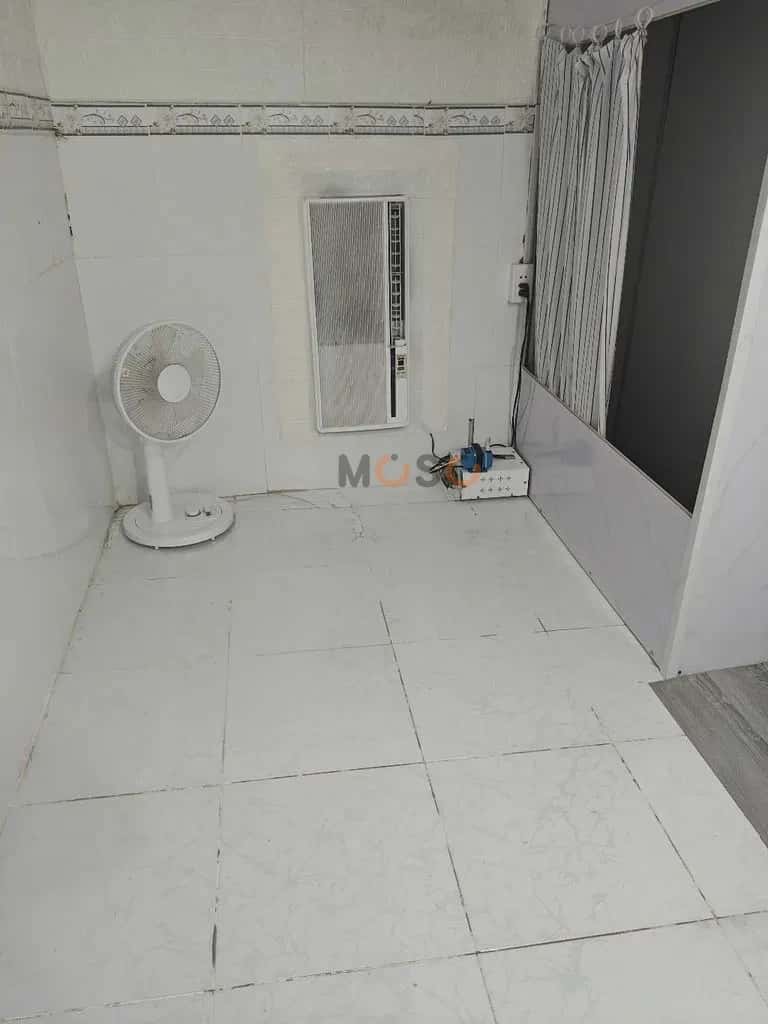 Cho thuê phòng trọ Đường Bùi Đình Tuý Quận Bình Thạnh, TP.HCM – 1 phòng ngủ, giá 2.7 triệu