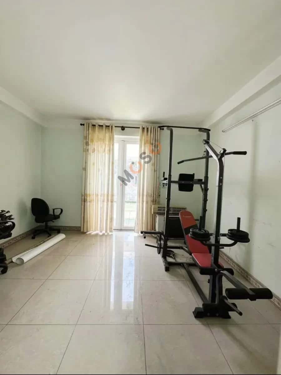 Cho thuê nhà hẻm Ni Sư Huỳnh Liên Quận Tân Bình, TP.HCM – 5 phòng ngủ, giá 18 triệu — Hình 3