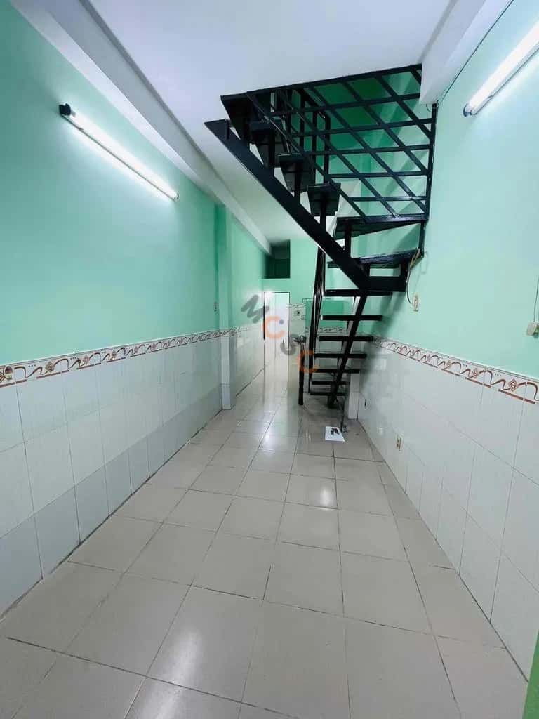 Cho thuê nhà hẻm Nguyễn Lâm Quận Bình Thạnh, TP.HCM – 2 phòng ngủ, giá 7 triệu — Hình 3