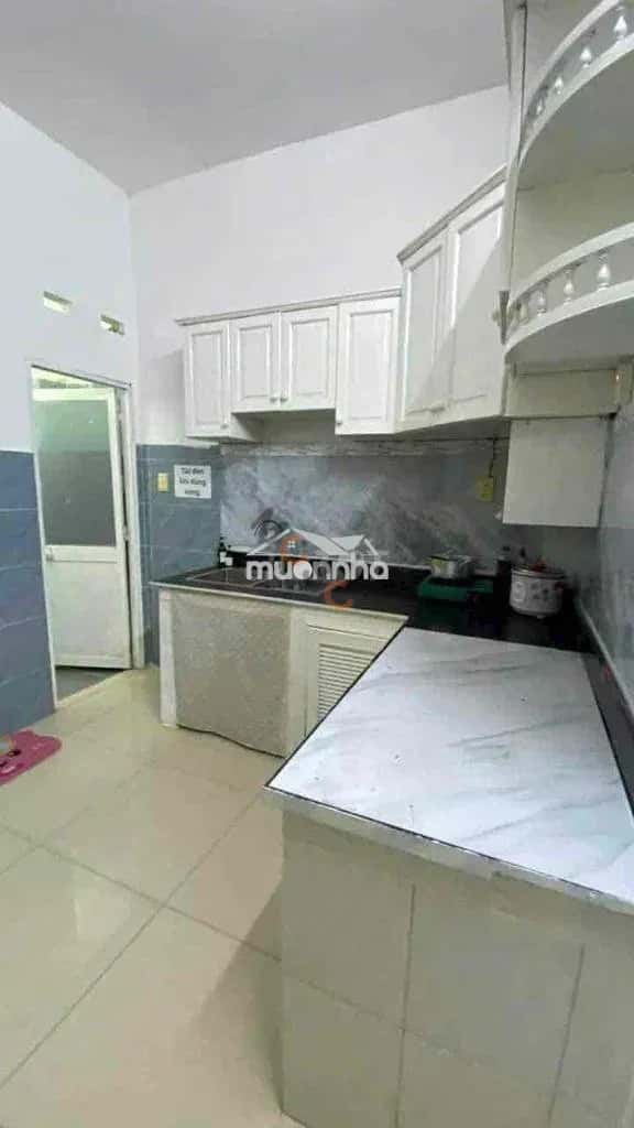 Cho thuê nhà mặt tiền Tân Chánh Hiệp Quận 12, TP.HCM – 5 phòng ngủ, giá 10 triệu — Hình 2